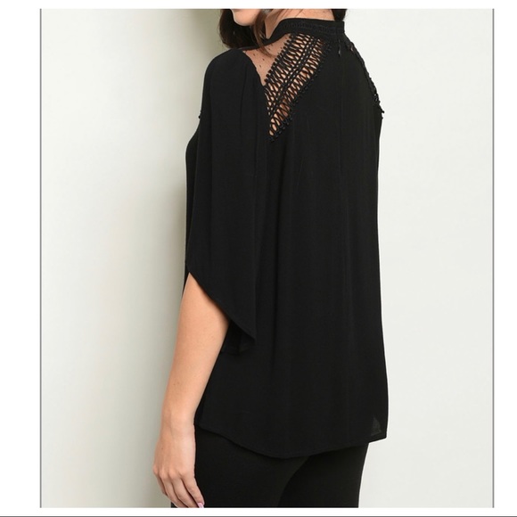✨LAST ONE✨Black chic top with lace detail - Picture 8 of 8